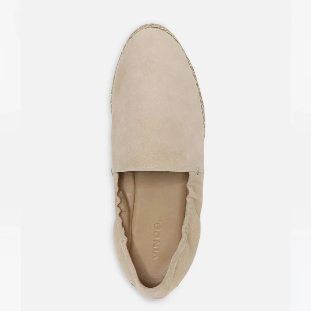 VINCE. NWOT size 8.5 Meryl Round Toe Slip On Suede Espadrille